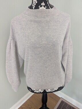Garnet Hill Women's Pleated Sleeve Cashmere Sweater Size M NWT